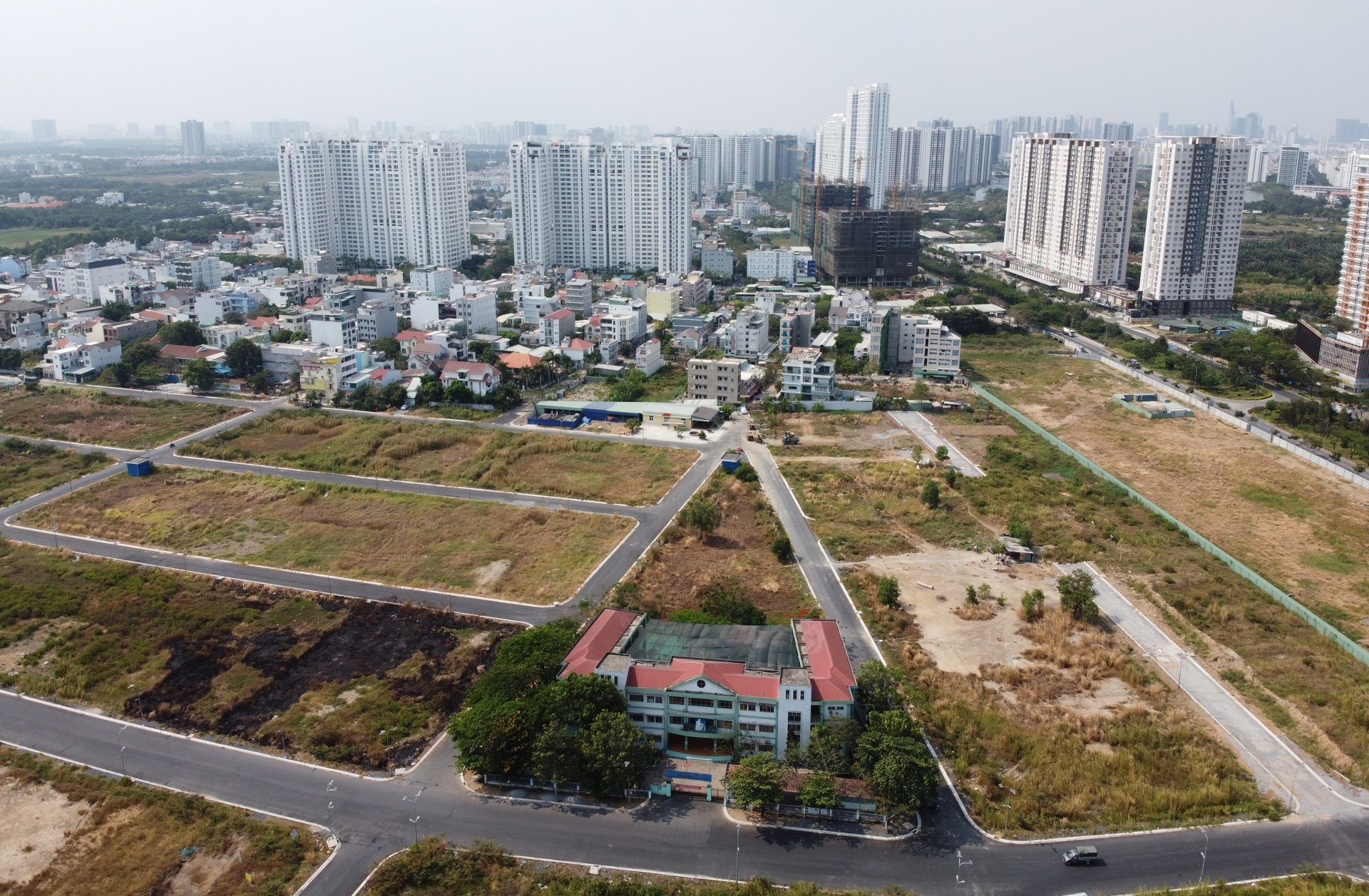 Thêm nhiều dự án nhà ở tại TP.HCM được gỡ vướng cấp sổ hồng. Ảnh: Gia Linh