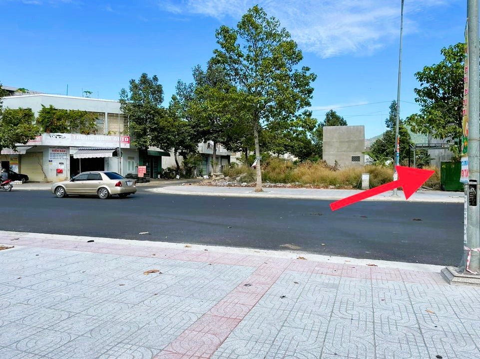 Mua Bán Đất Đường Hùng Vương, TP Phú Mỹ |【MỚI / 2025】