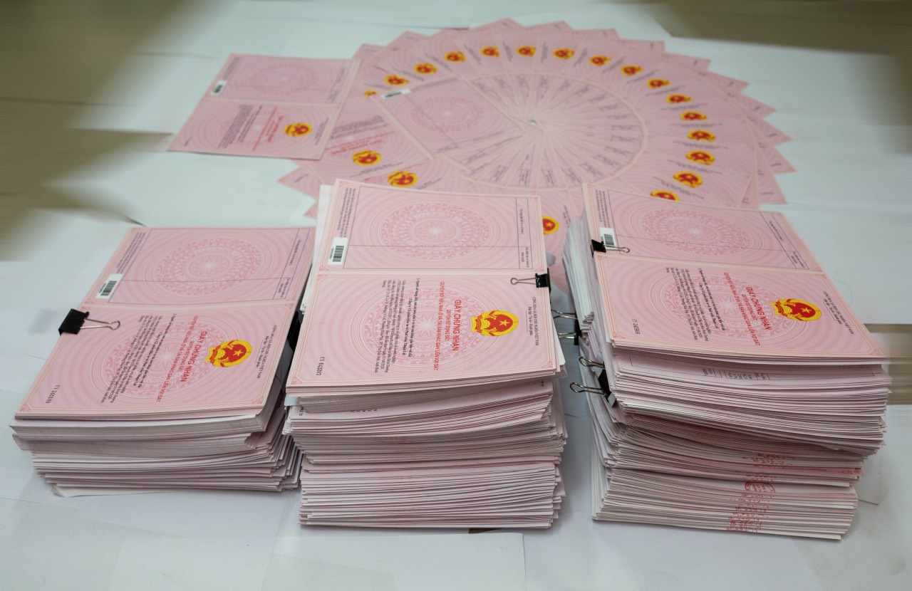 Sổ hồng dự án Century City