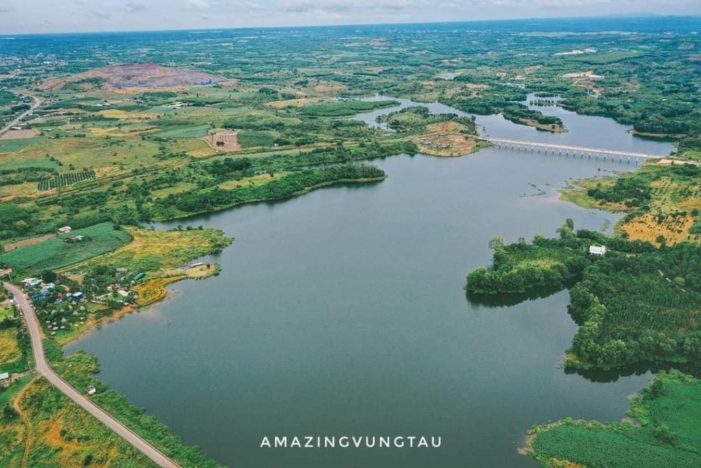 Đất gần hồ Châu Đức