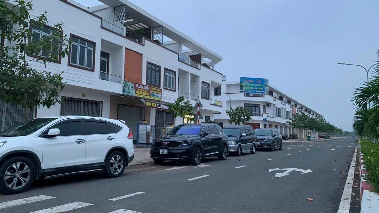 Đất nền phường Hắc Dịch