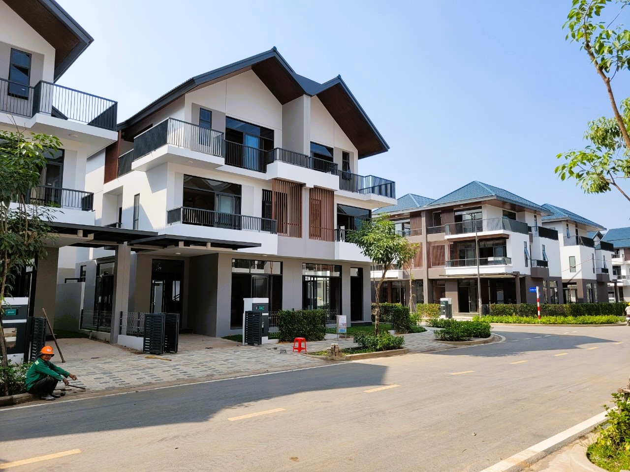 Tiến độ ID Junction